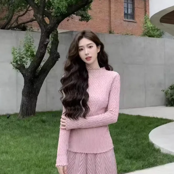 

Miyake плиссированная новинка весны 2026, однотонная нижняя рубашка с полувысоким воротником, плиссированная повседневная тонкая темпераментная пригородная футболка