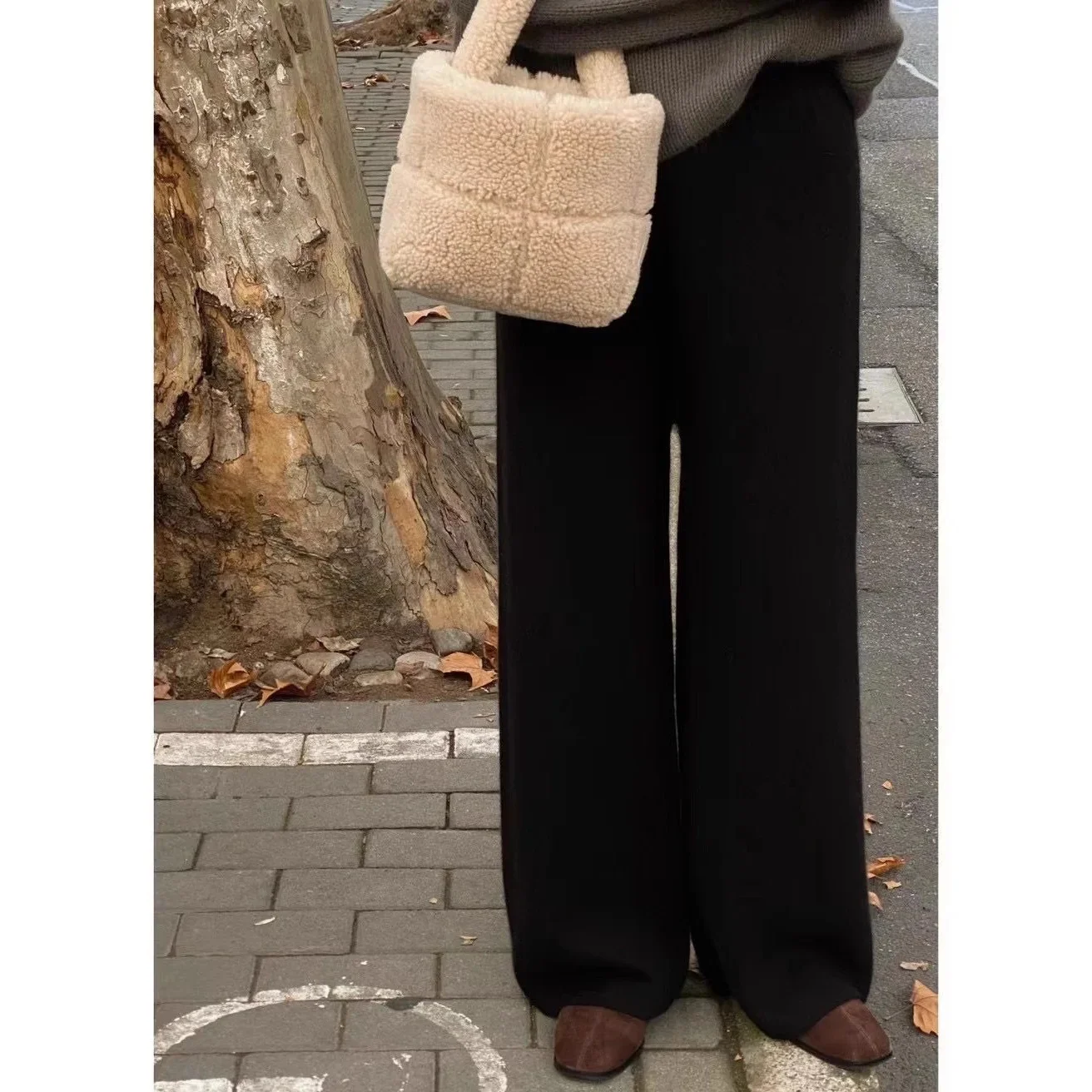 Autumn Winter Fashionable Knitted Thick Wide Leg Pants Straight Cut Floor Length Drapey Casual Pants for Pear Shaped Body