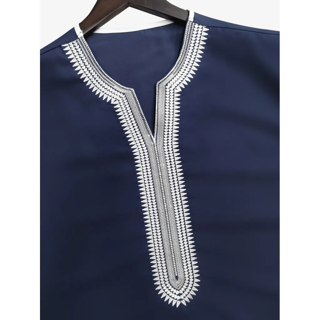 2025 Ramadan ตะวันออกกลางสีทึบมุสลิมครึ่งแขนเย็บปักถักร้อยสไตล์ชาติพันธุ์โมร็อกโกผู้ชาย Robe