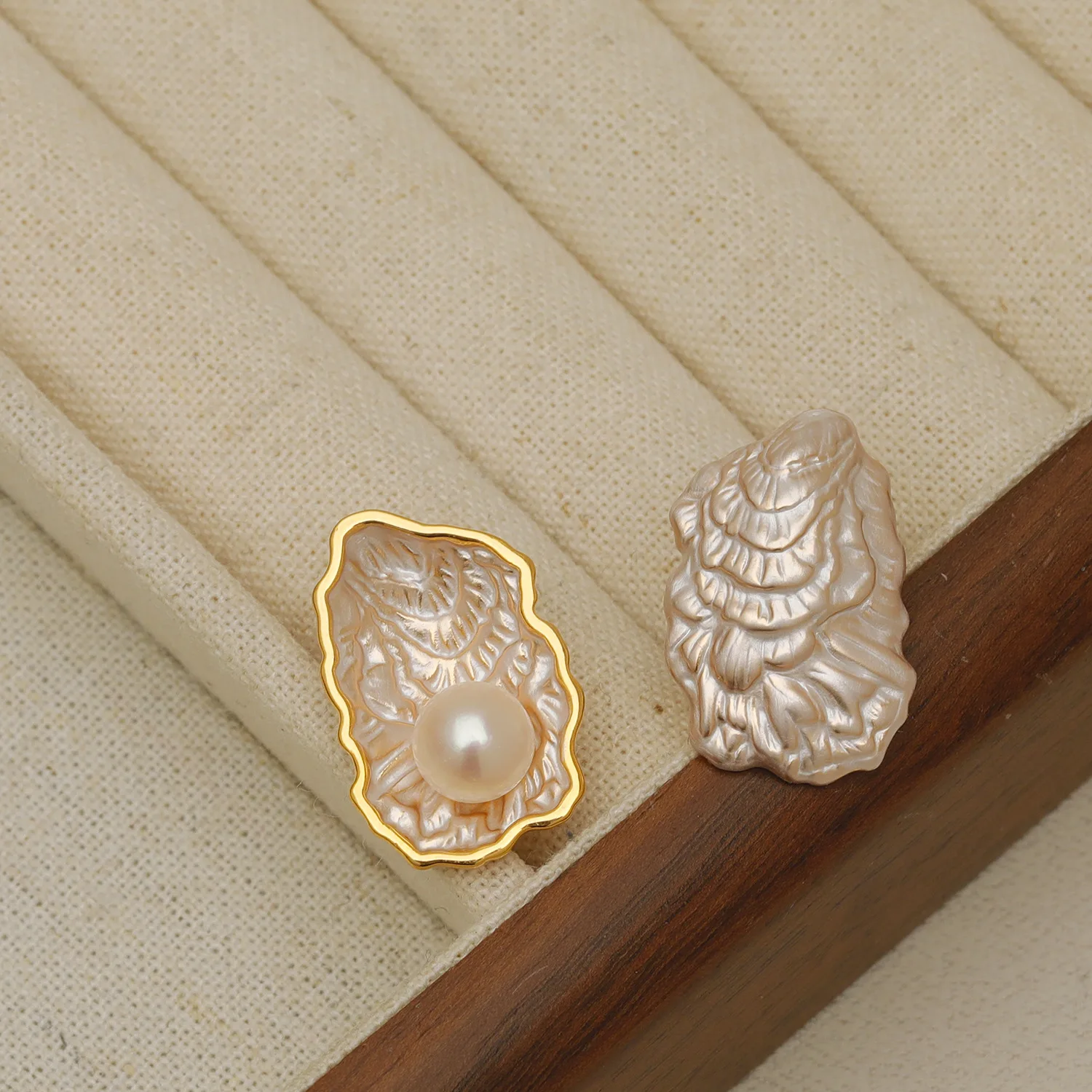 Geometric Shell Silver Needle Stud Earrings With Natural Fresh Gorwth Pearl  Beads With Delicate Filled Korea Jewelry for Women