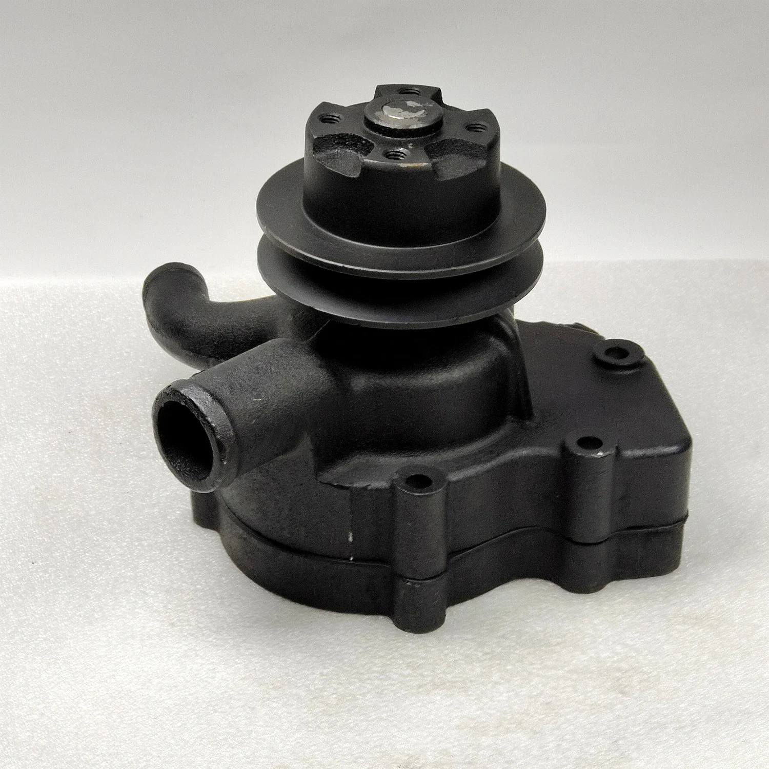4-Cylinder Water Cool Diesel Engine Parts Water Pump 20367 495 K4100