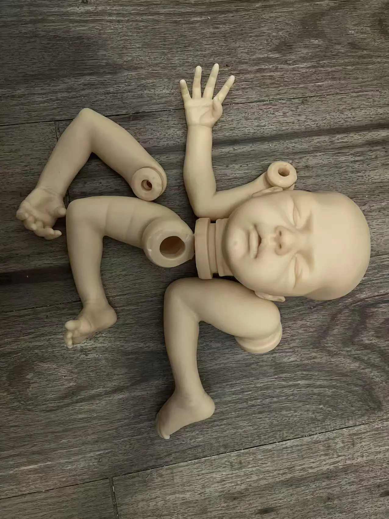 NPK 18'' unvollendete unbemalte leere wiedergeborene DIY-Teile Sila-Puppenbausatz frische Farbe mit Stoffkörper