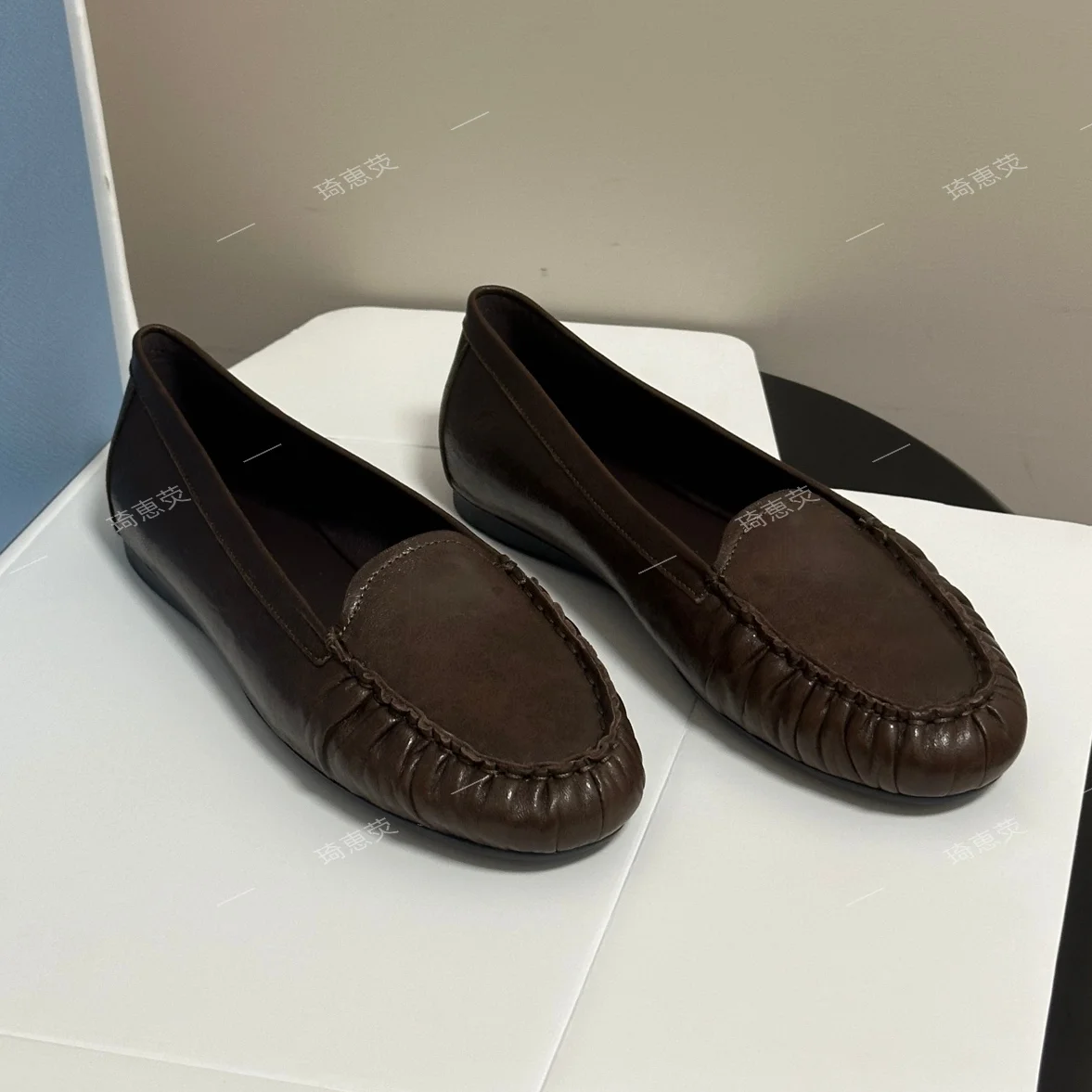 British-Style Round-Toe Loafers 2026 Spring New Arrival—Pleated Casual Leather Shoes Flat single-Layer Heels Sapato Feminino