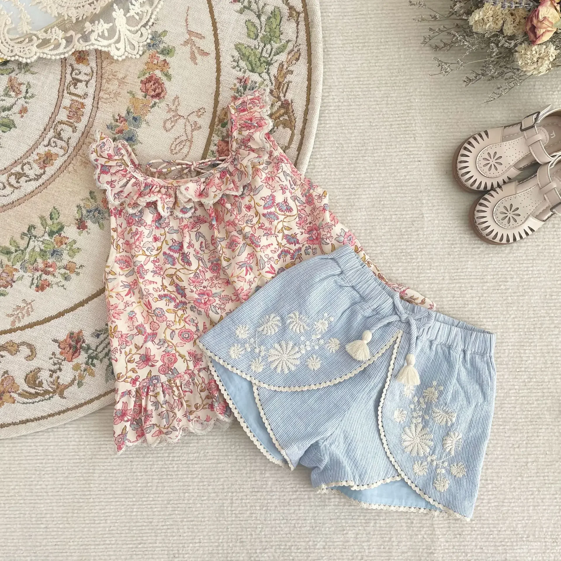

2025 Children's Summer Short Sleeve Girls Floral Shirt Flower Fragmented Sleeveless Top Kids Embroidered Shorts