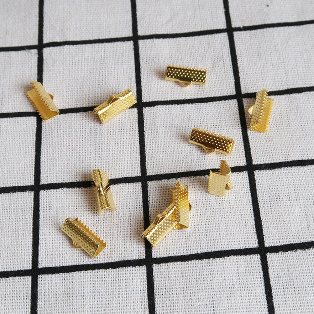 

100pcs 2.5Cm Metal Ribbon Ends Plated Cord Fasteners Textured Crimp Clasps For Diy Jewelry Crafts Bracelet Choker Making (Random
