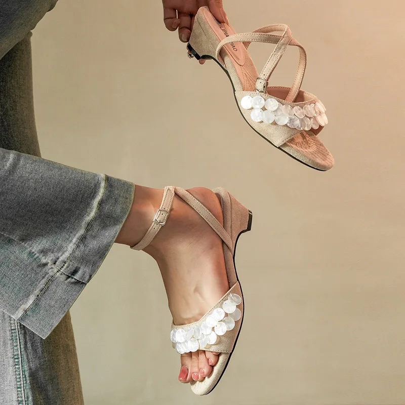 Aneikeh Casual Comfortable Vintage Wooden Chip Fringe Open Toe Ankle Strap Low Block Heel Sandals Sandalias Mujer