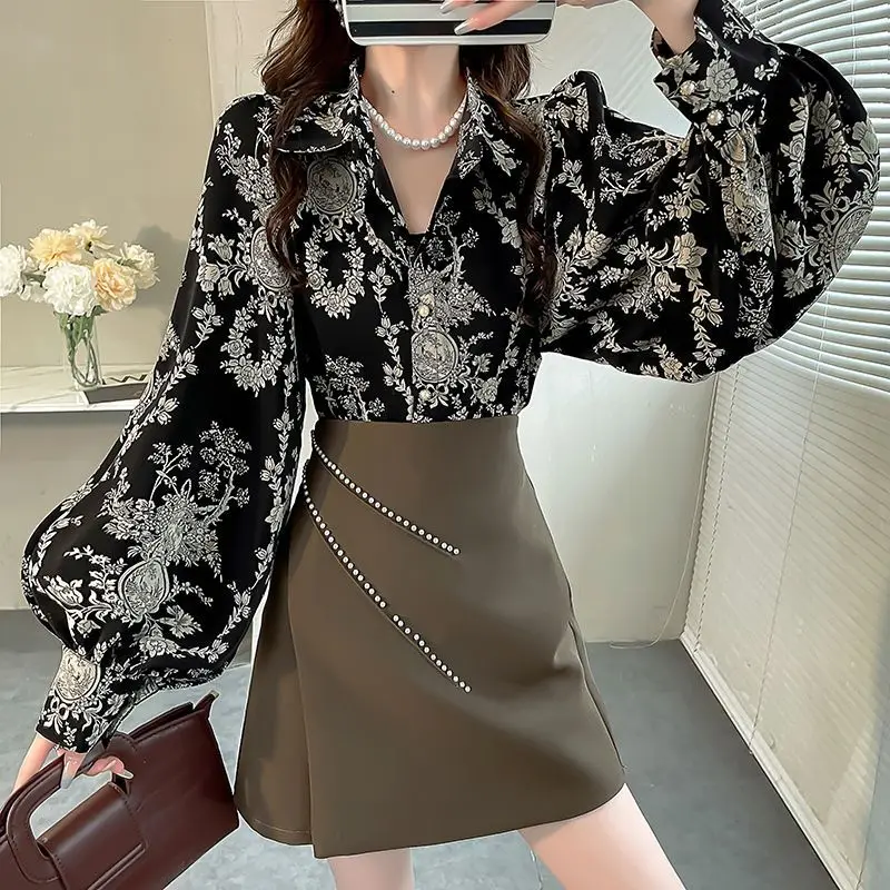 Autumn New Style Shirt for Women Fashionable and Slimming Lantern Sleeve Shirt Design Stylish Printed Top