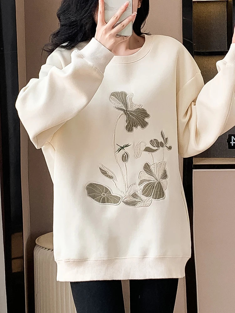 Autumn Winter Embroidered Floral Sweatshirt Women Long Sleeve Loose Casual Boyfriend Tops Pullovers Female 2025 New Beige Jumper