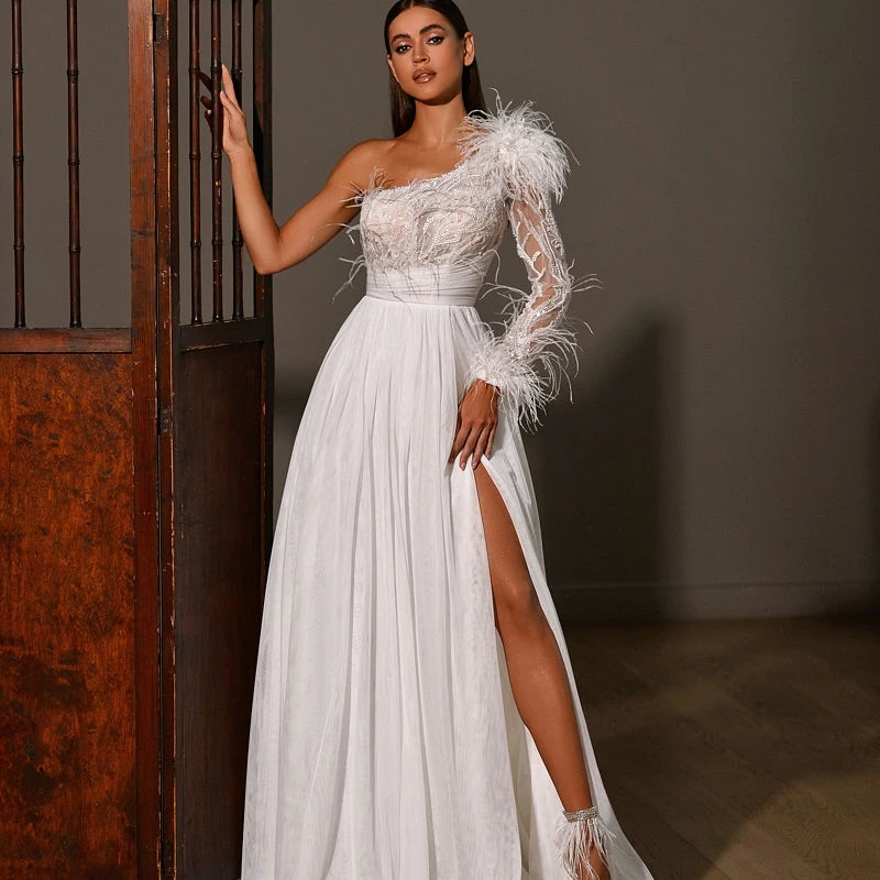 

Chiffon A Line One Shoulder Feathers Beading Wedding Dress Zipper Back Sexy High Split Robe De Mariee