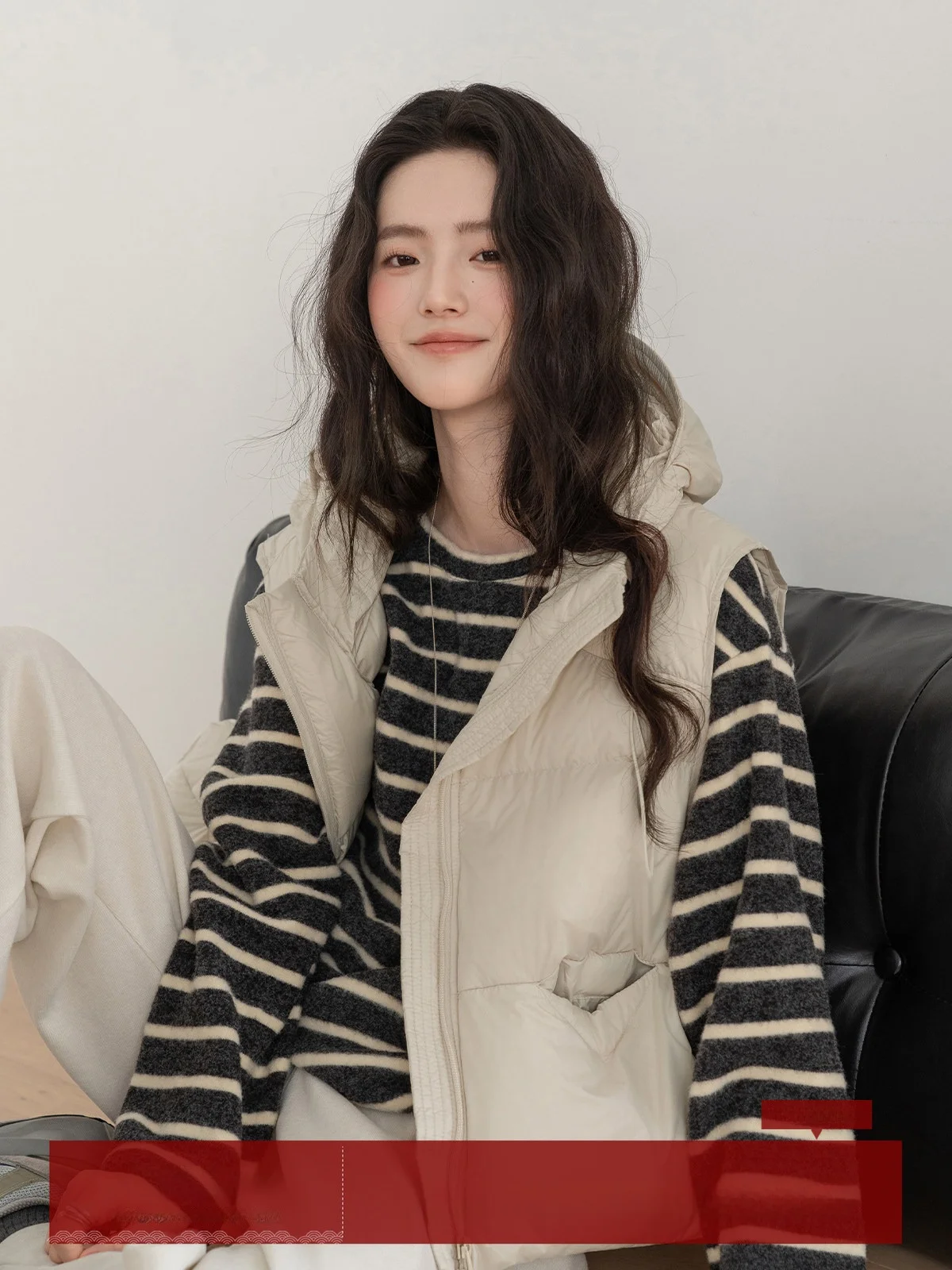 

MoZao Chestnut ort Svel Hooded Jaet Women's 2025 Autumn Winter New Sle Ele ort Coat Polyester Fiber Outerwear