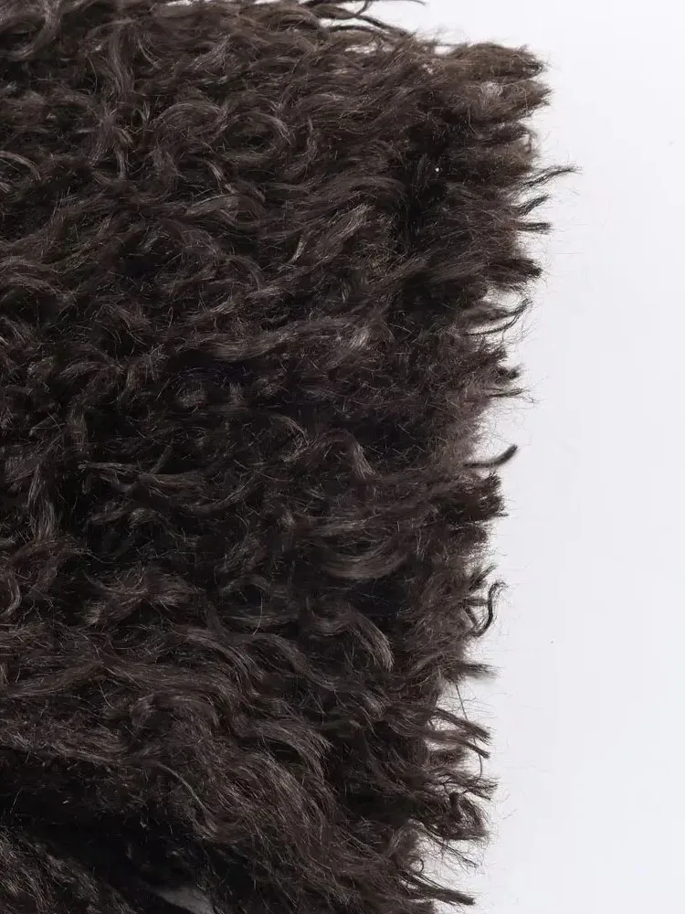 

HH Trendy Women's Winter Versatile Warm Faux Fur Effect Jacket Female Chic Covered Button High Street Casual Short Coat Mujer