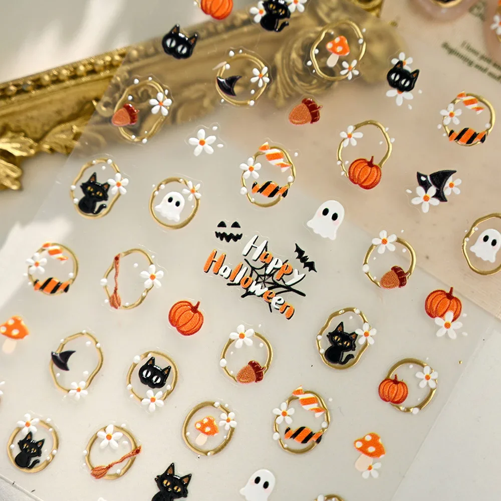5D Geprägte Halloween-Nagelaufkleber Selbstklebende Nagelsticker mit Geister-, Kürbis-, Katzen- und Pilzmotiven Goldrand Maniküre-Slider – Detail 5
