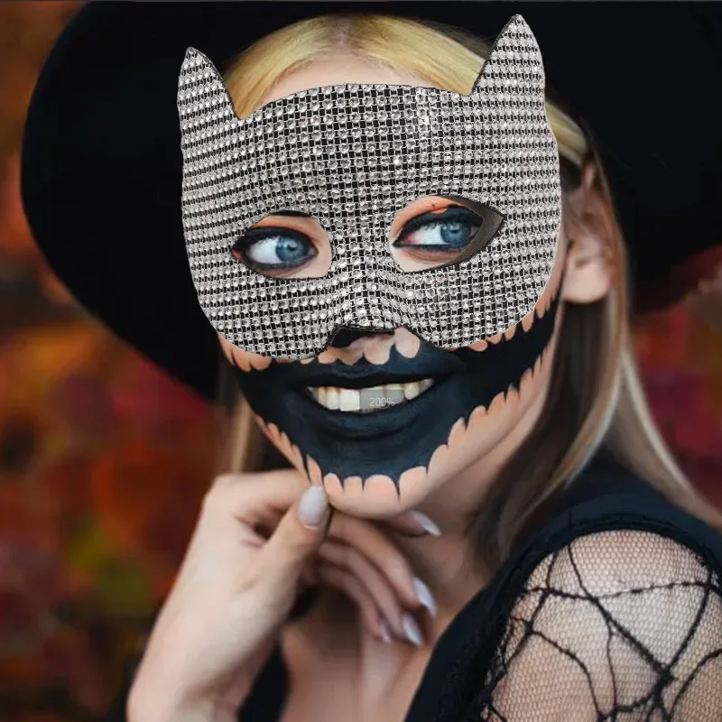 

Маска кошки для косплея на Хэллоуин, гламурная маска со сверкающими бриллиантами, аксессуар для костюма с регулируемым ремешком для макияжа, подарок на тематическую вечеринку