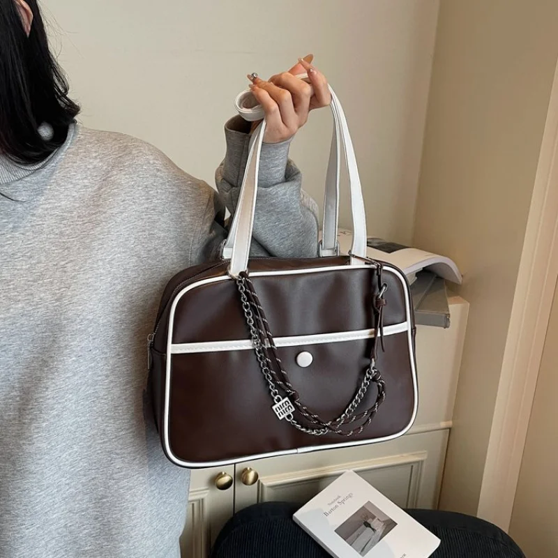 

Stylish Satin Crossbody Bag Women Elegant Glossy Surface Anti-Theft Closure Lightweight Best-Selling Evening Bag​