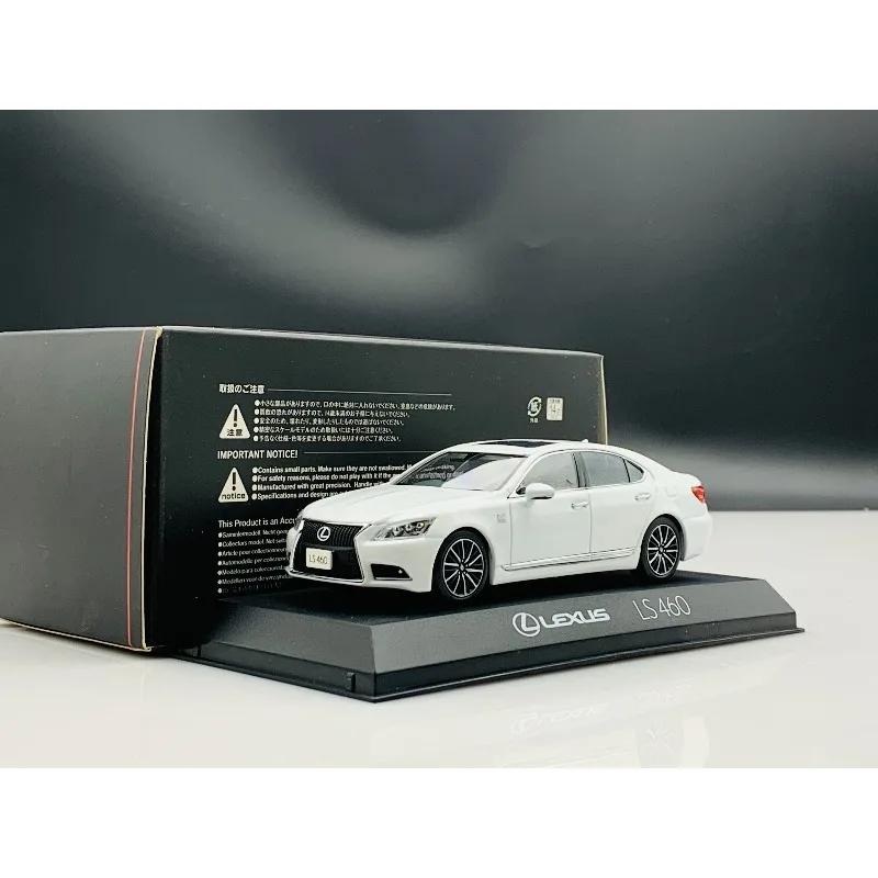 Modelo De Coche De Aleación A Escala 1:43 De Kyosho, Ls460 — -12%, 16.01€ Coupon, from 117.39€ – 12% descuento – €117.39