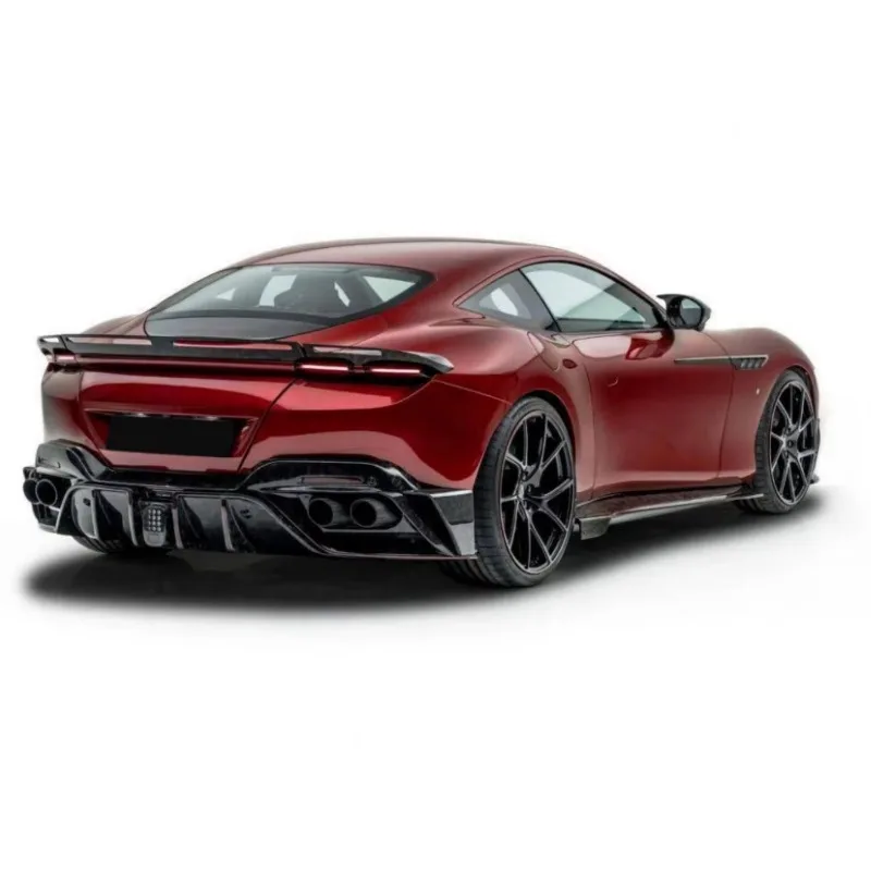 Auto Parts Car Replacement Side Skirt Suitable for  Roma M Style Dry Carbon Fiber Extended Side Skirt