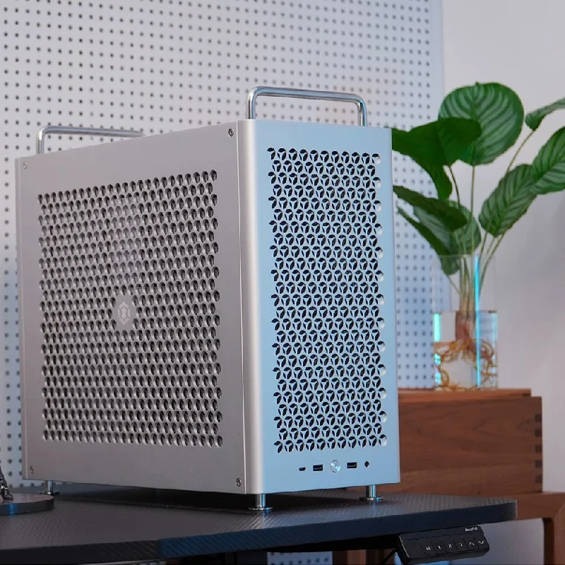 B2Max All-aluminum ATX Main Board Power Supply Desktop Chassis Portable Portable Simple 360 Water Cooling