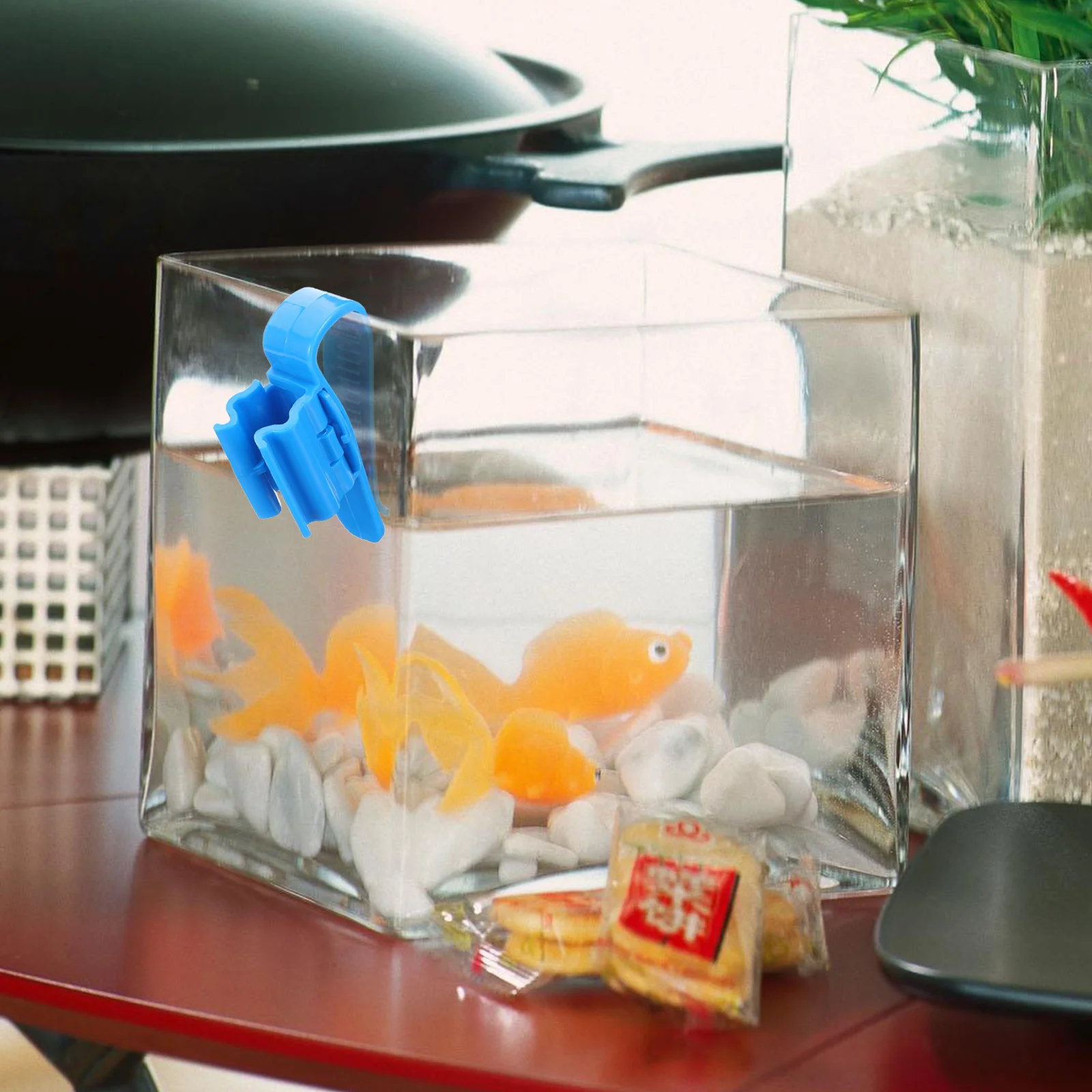 

4Pcs Water Pipe Clips Small Lightweight Aquarium Fixed Clip for Fish Tank Filter Hose Holder Multi-Function Fixing Clip