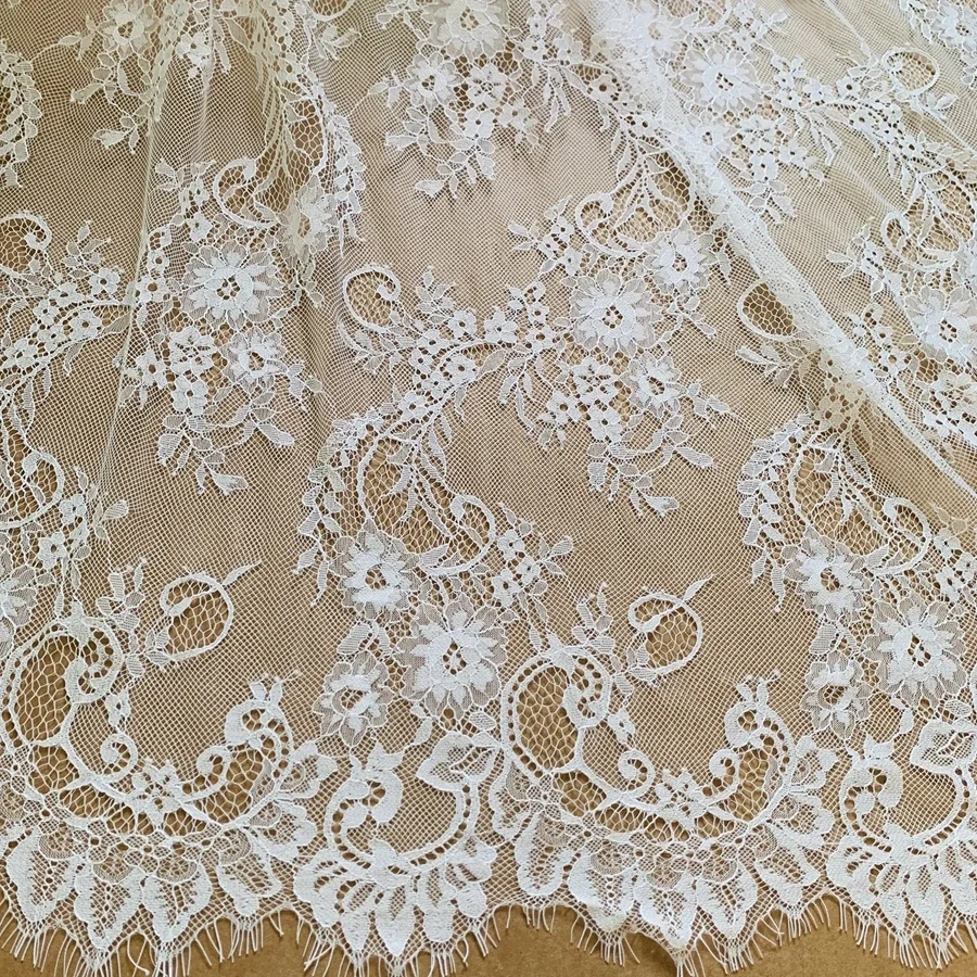 

Soft Quality Cheap White Ivory Hot Selling DIY Material Sewing 3M Long Eyelash Chantilly Lace Traditional Wedding Lace Fabric