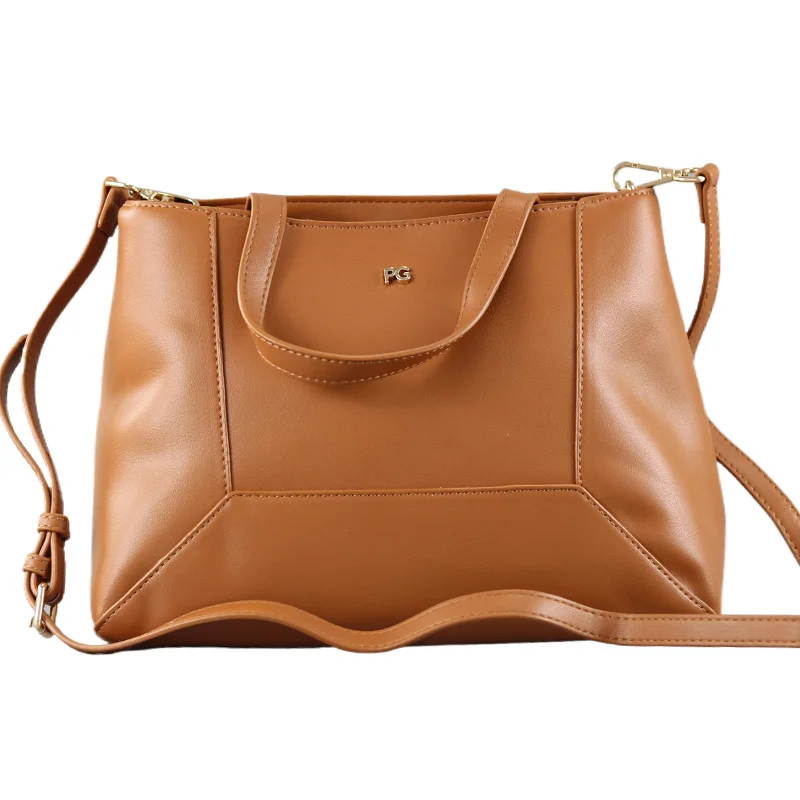 PG Lady Shoulder Bag High End Leather Material Retro Casual Versatile Work Commuting Large Capacity Solid Color Handhel Tote Bag