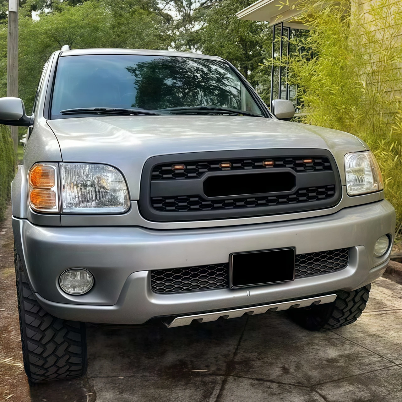 Front Grill Fit For 2000 2001 2002  Toyota Tundra TRD PRO Grill W/E Lights