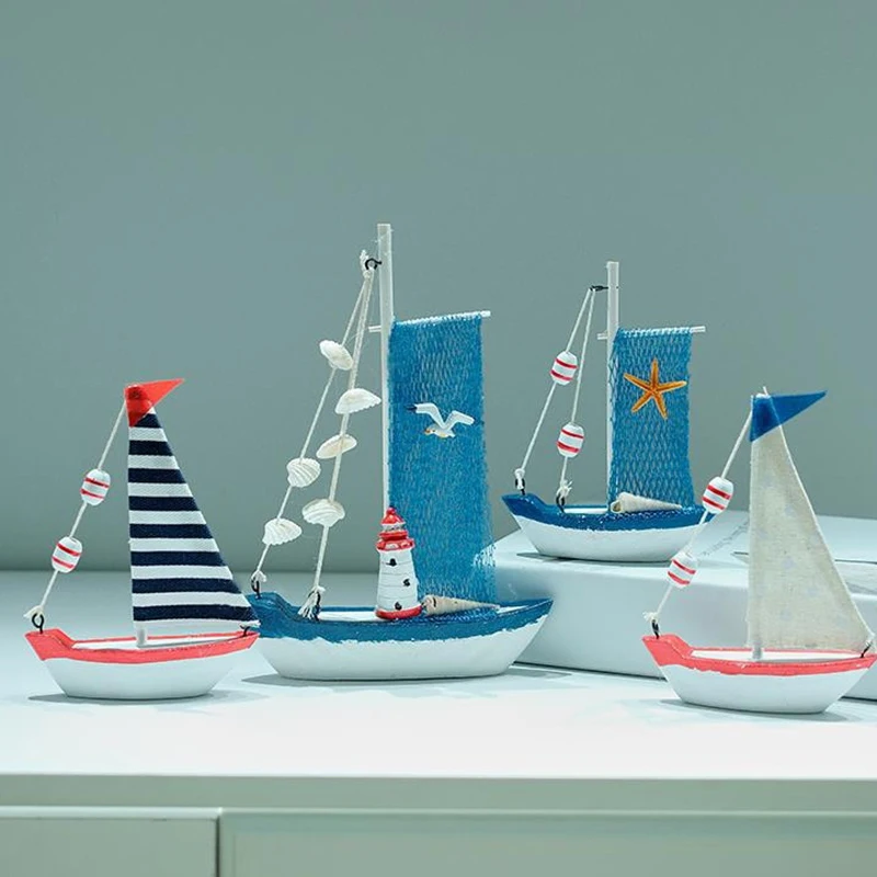 1pc kleine Holzboot Dekoration dekorative Boote Ornament Dekor Harz Segelboot Modell nautischen Themen schmücken