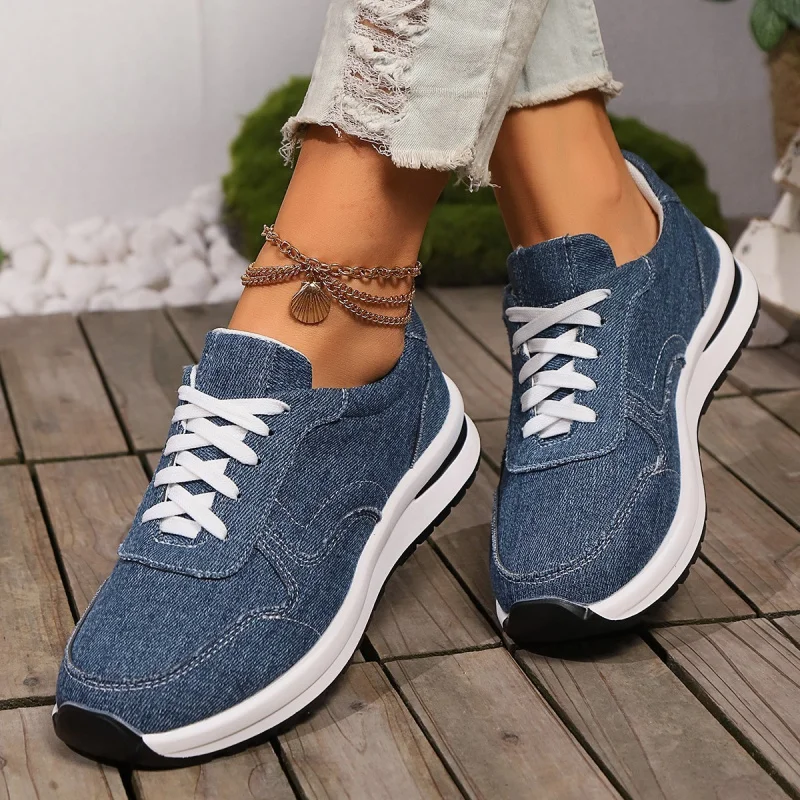 

2025 New Autumn Round Toe Flat Front Lace-up Casual Shoes Large Size Sports Shoes for Women