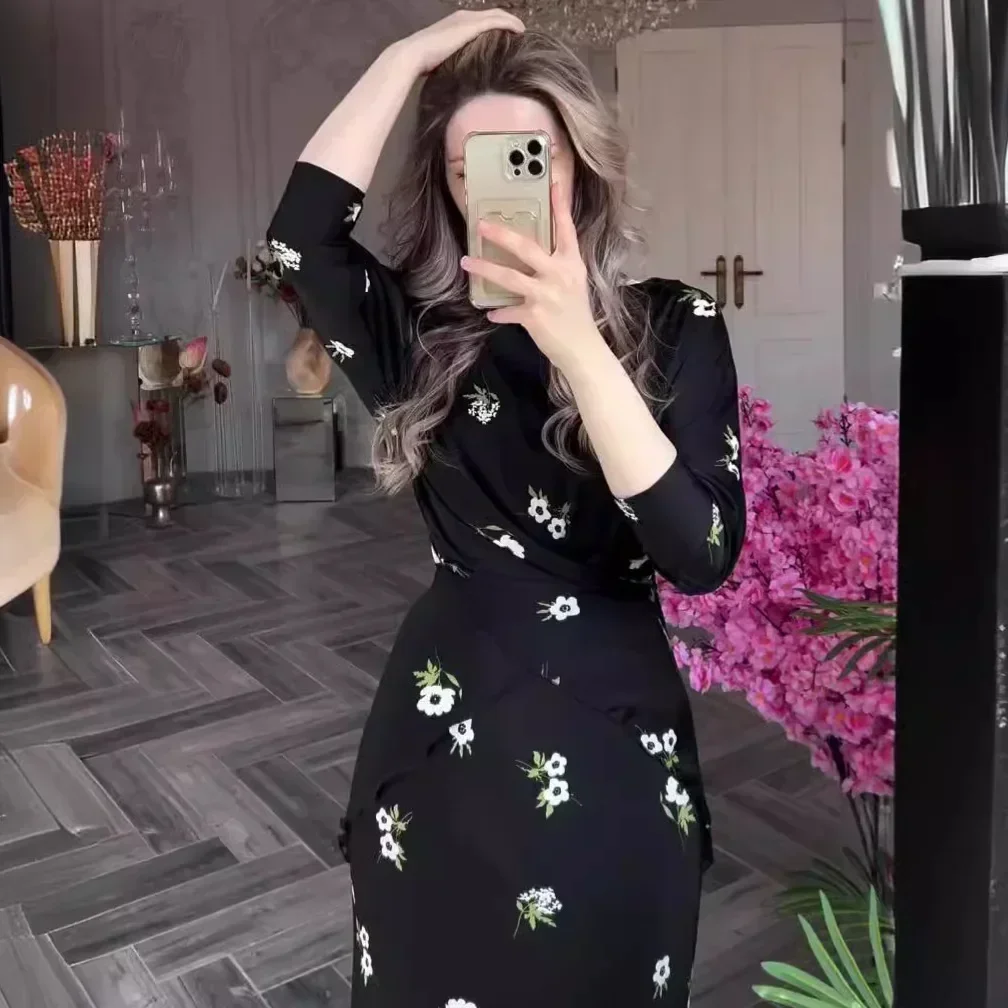 Commuter Women\'s Elegant Two Piece Floral Set 2024 Long Sleeved Pleated Irregular Tops+Straight Half Skirt Street Club Wear