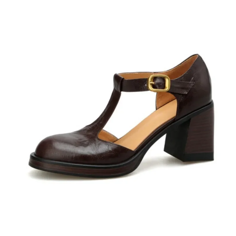 

Round toe thick heel shoes Comfortable and minimalist
