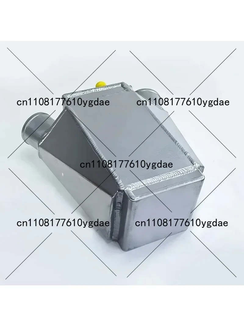 

Высокопроизводительный интеркулер для турбированных двигателей (OEM 276000335) - Улучшенная система охлаждения