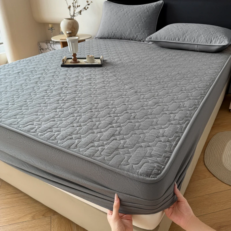 1pc Waterproof Mattress Cover Quilted Solid Color Bed Cover Non-slip roupa de cama Queen/King Size Mattress Cover 180x200cm