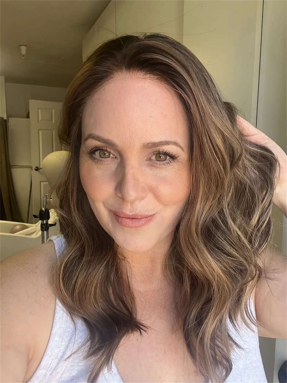 Ombre Brown with Blonde Streaks Synthetic HD Lace Front Wig for White Black Women Glueless Short Wave Bob Preplucked Hairline