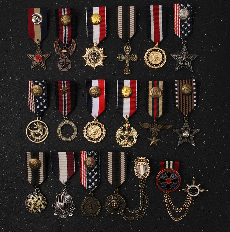 Manufacturer College Wind Chest Knitted Belt Chain Pin Jewelry Medal Trend