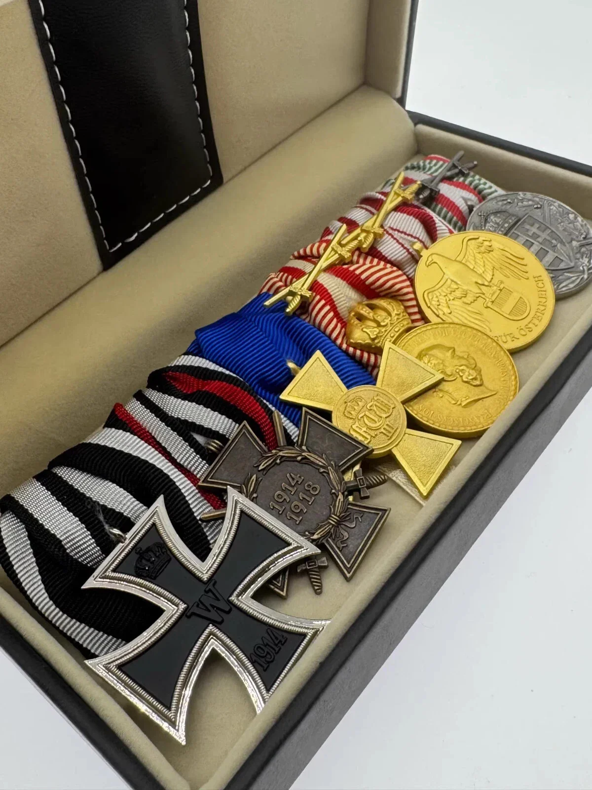 Repro Custom WW1 German Austro Hungarian Empire 6 Union Medal Board with Box