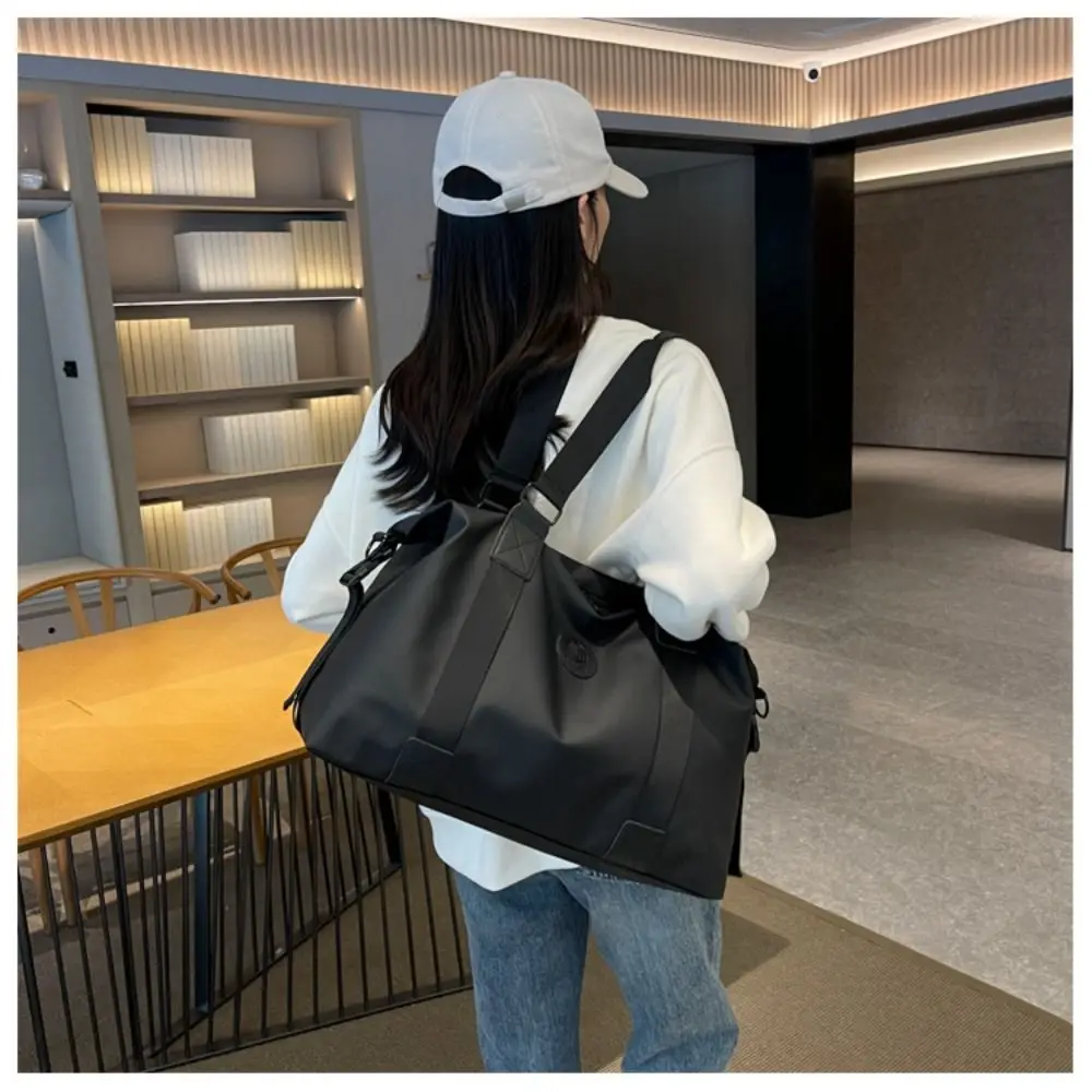 

Short-distance Large-capacity Sports Fitness Bag Waterproof Luggage Bag Travel Handbag Duffel Bag Crossbody Gym Bag Business