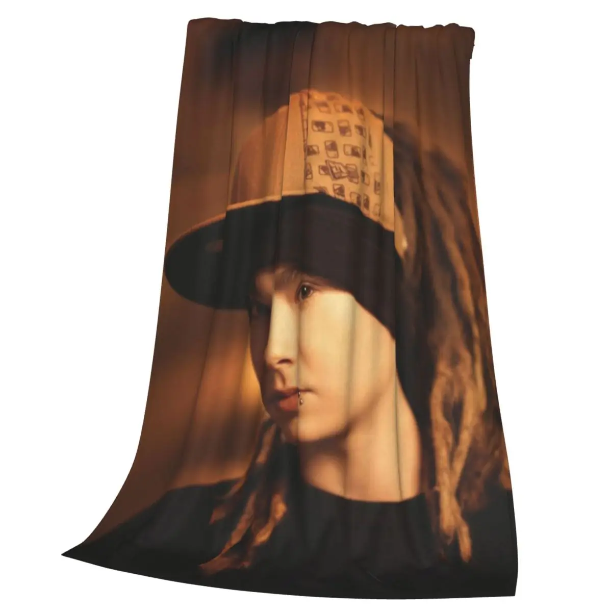Tokio Hotel Tom Kaulitz Music Band Blanket Soft Warm Flannel Throw Blanket Plush for Bed Living room Picnic Travel Home Couch