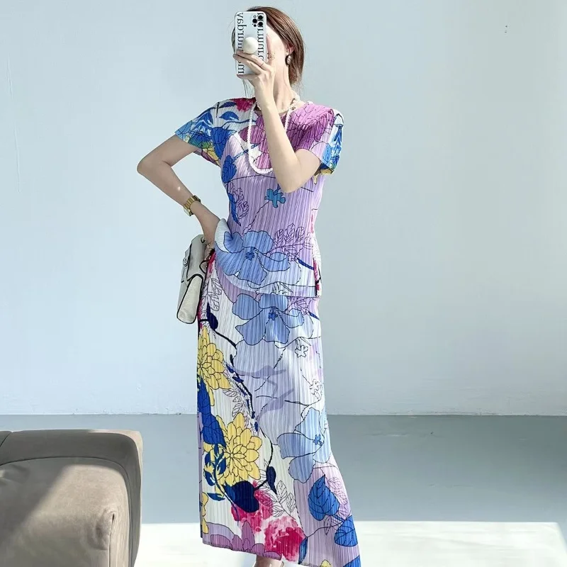 

High-end print Miyake pleated women's skirt Short sleeve T-shirt Top Casual elegant high-stretch dress two-piece set Summer New