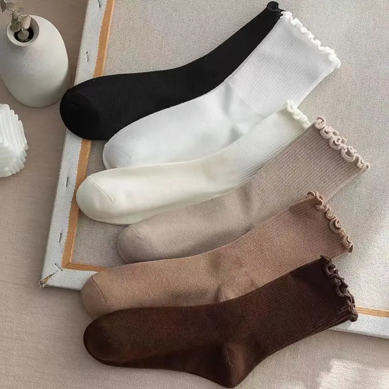 

6pairs/lot Minimalist Solid Color Versatile Medium Tube Socks Sweet and Cute College Style Black and White Fungus Lace Stockings