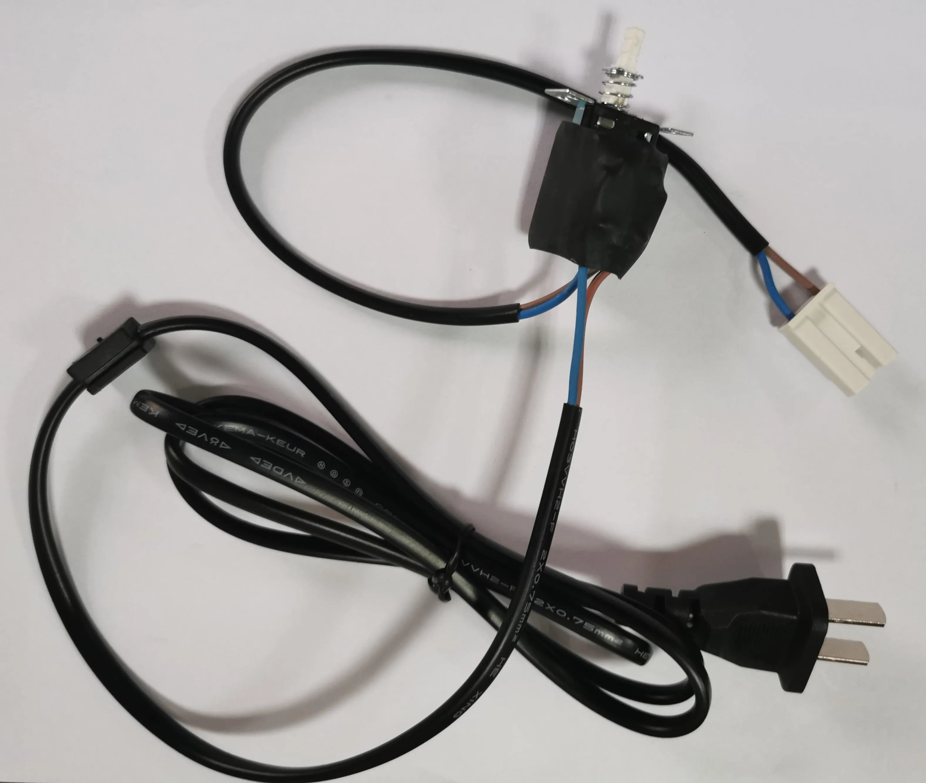 14-21 inch color TV flat plug-in power cord 25-29 inch color TV with four-hole switching power cord 1.8M