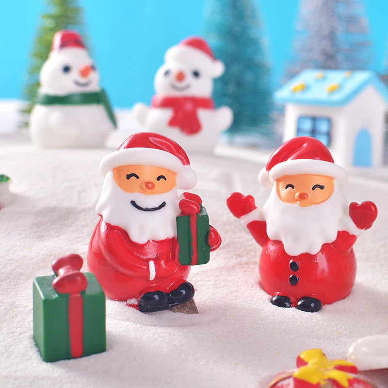 Christmas Theme Decor Snowmen Santa Crafts Mini Desktop Ornament Cartoon Resin Figurines Creative Home Decoration Christmas Gift