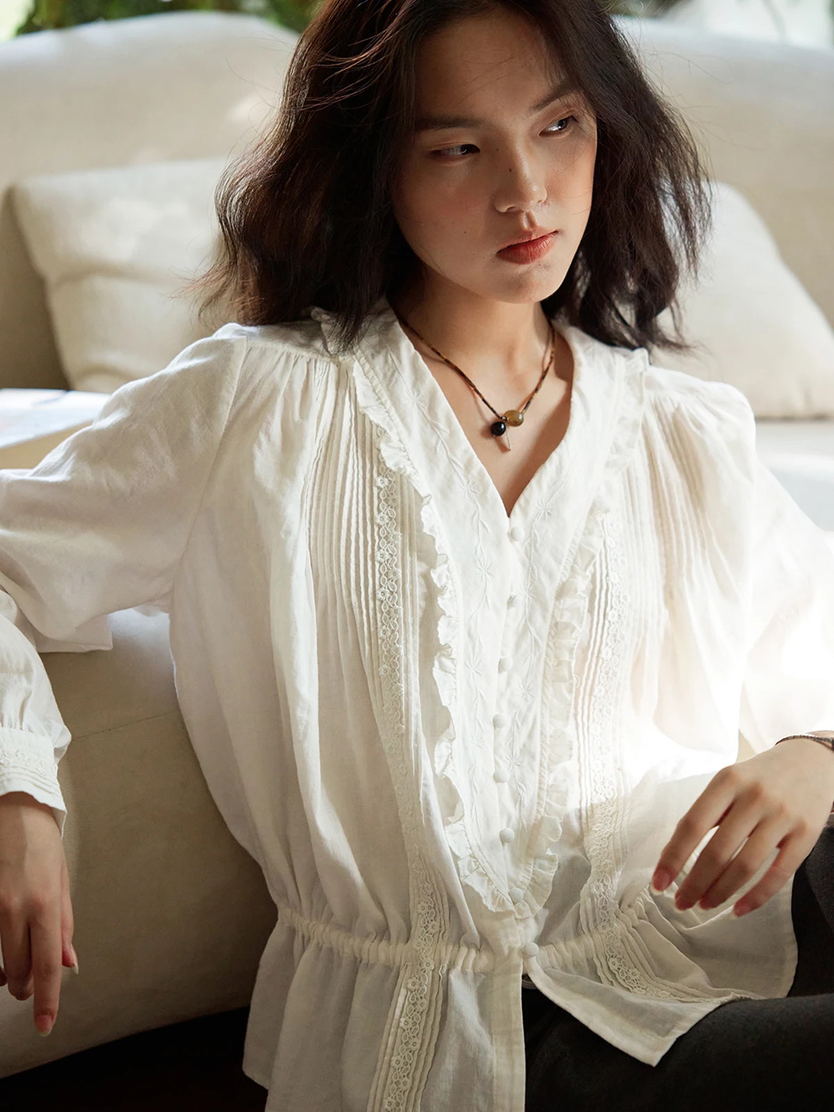 

Solighter Linen V-ne Ruffle irt Women's Autumn 2025 New Sle Long Sve Waist-cinching Top Retro Commute Sle Pure Color