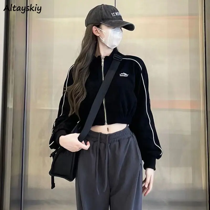 

Sporty Jackets Women Cropped Bright Line Decoration Leisure Students Hip Hop Y2k Fashionable Harajuku Minimalist High Street Ins