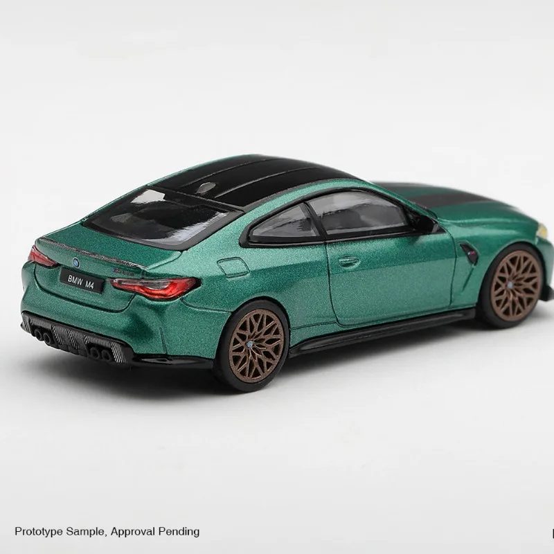 Pre-sale MINI GT 1:64 BMW M4 G82 Metallic Green Diecast Sports Car with Carbon Fiber Hood, Collectible Mini Model