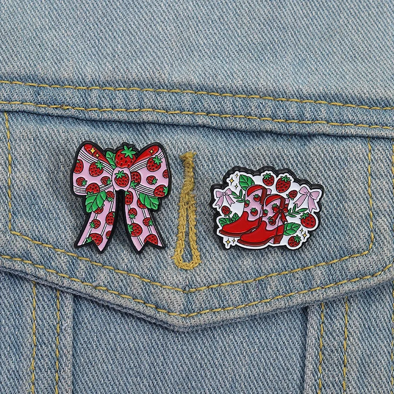 2Pcs Strawberry Bow Cowboy Boots Enamel Pins Set Cute Sweet Western Y2K Brooches Lapel Badges Gift