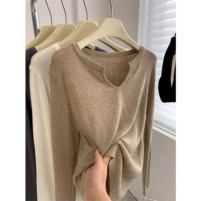 

plus Size 300 Pou Women's V-Ne Long Sve Thin Fce T-irt Korean Sle Pure Color Versatile Base Layer irt for Au...