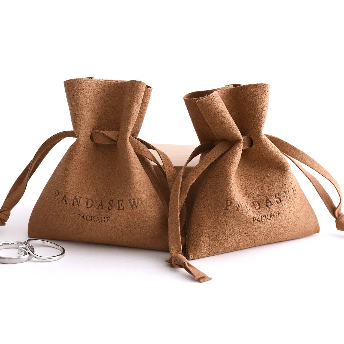 Imagem -03 - Bolsa de Presente de Microfibra para Embalagem Anel Colar Bolsa de Casamento Veludo Jóias Organizador Bolsa de Armazenamento Logotipo Personalizado Impressão 100 Peças