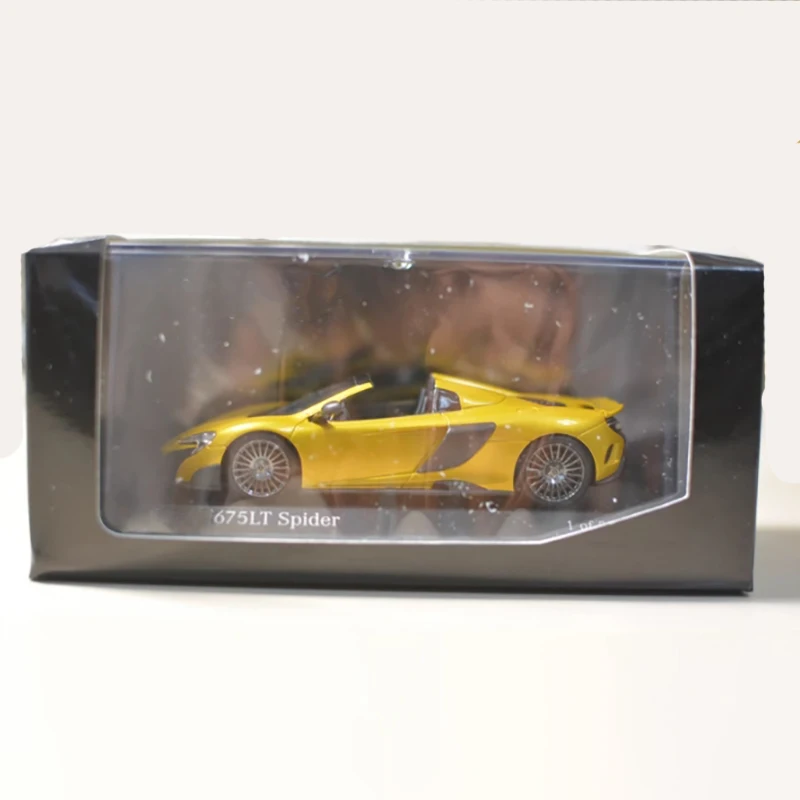 Minichamps 1:43 Scale 675LT Spider Resin Simulation Car Model