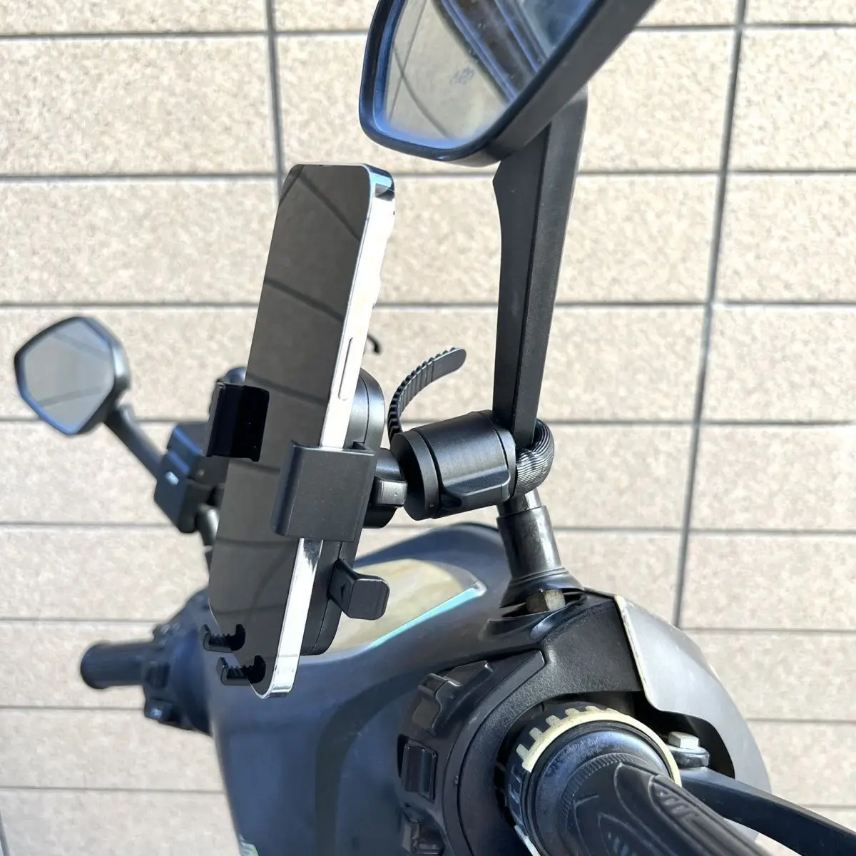 

Универсальный быстросъемный держатель для телефона для мотоцикла, электрического мотоцикла, велосипеда, поддержка навигации, зажим для крепления зеркала заднего вида, GPS-кронштейны