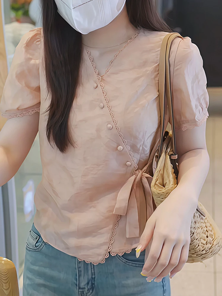 

Ele V-Ne Ruffle ort Sve Women's irt Korean Sle Commute Faion Summer New Arrival Age-Defng ort Top