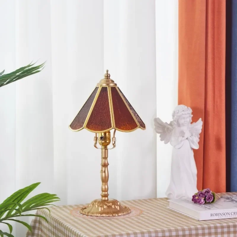 

Tiffany Stained Glass Table Lamp for Bedroom Bedside Restaurant Bar Retro Desk Lamps Indoor Lighting Fixtures Living Room Decor